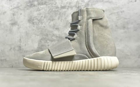 椰子750灰色高帮OG纯原版本Aadidas Yeezy 750 Boost 椰子750巴斯夫真爆顶级品质 货号：B35309