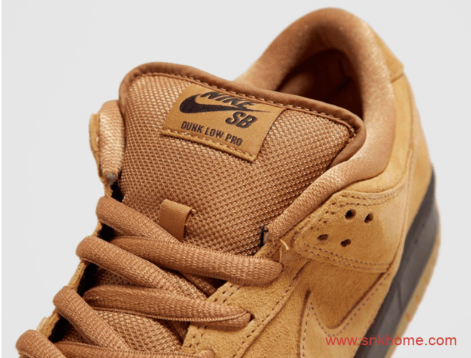 耐克Dunk SB小麦低帮曝光 Nike SB Dunk Low Pro “Wheat Mocha” 耐克Dunk低帮休闲鞋 货号：BQ6817-204