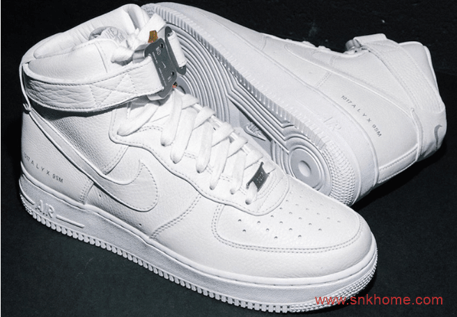 耐克空军Alyx联名款高帮板鞋预售价7000 Alyx x Nike Air Force 1 High实物图曝光 货号：CQ4018-001