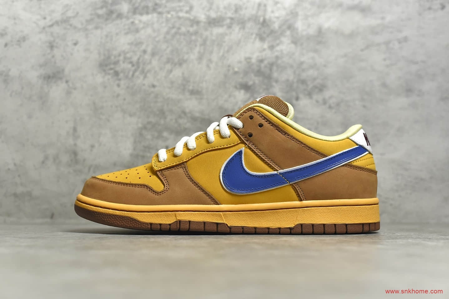 耐克Dunk SB黄啤 耐克Dunk SBTS上脚同款 NIKE Dunk Low " Newcastle Brown Ale " 货号：313170-741