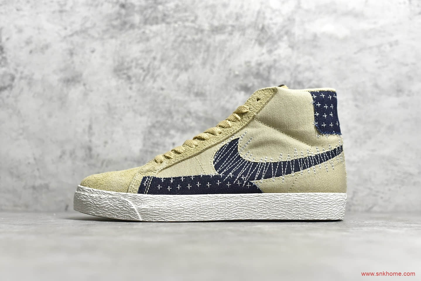 耐克开拓者卡其单宁刺子绣 NIKE SB Blazer Mid Premium"Sashiko Sesame" 耐克乞丐鞋 货号：CT0715-400