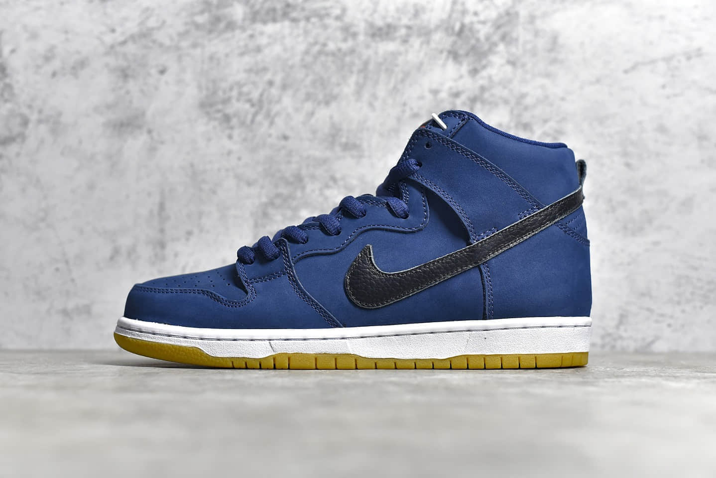 耐克Dunk SB黑蓝生胶高帮 NIKE SB Dunk High Pro耐克Dunk SB莆田一手货源 货号：CI2692-401