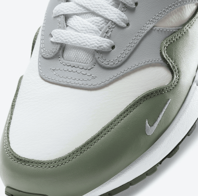 耐克MAX1白灰浅绿配色复古跑鞋 Nike Air Max 1 Spiral Sage 耐克超高规格全皮革打造 货号：DB5074-100