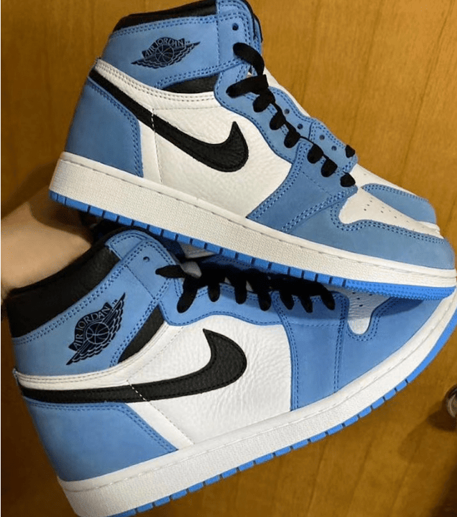 全新白蓝 Air Jordan 1 实物图 Air Jordan 1 High OG “University Blue” AJ1白黑蓝高帮 货号：555088-134