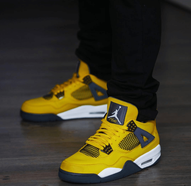 AJ4电母详细发售信息 Air Jordan 4 “Lightning” AJ5黄色电母复刻即将回归 货号：CT8527-700