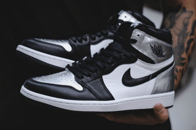 AJ1黑银脚趾实物图 Air Jordan 1 High OG WMNS “Silver Toe” 全新AJ1液态金属黑银高帮发售日期 货号：CD0461-001