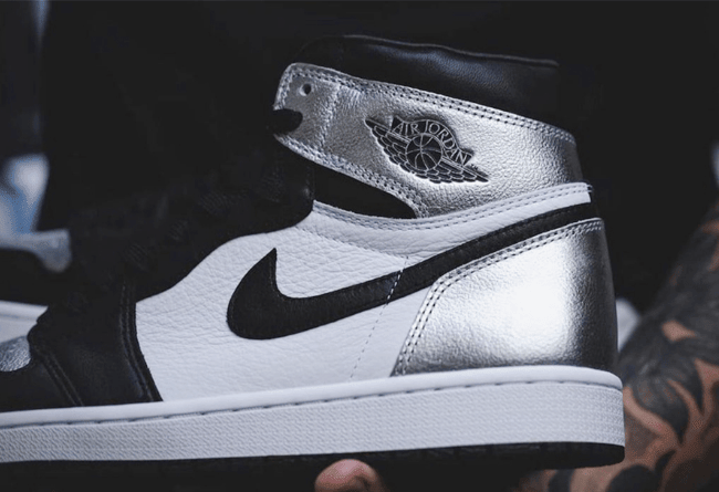 AJ1黑银脚趾实物图 Air Jordan 1 High OG WMNS “Silver Toe” 全新AJ1液态金属黑银高帮发售日期 货号：CD0461-001