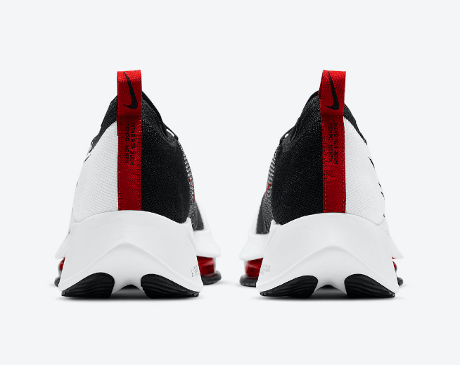 耐克NEXT%白黑色跑鞋 Nike Air Zoom Tempo NEXT% 耐克黑白红全新配色即将发售 货号：CI9923-102