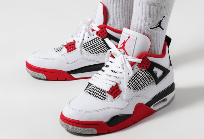 AJ4白红实战球鞋 Air Jordan 4 “Fire Red” 全新AJ4火焰红OG版本白红复刻 货号：DC7770-160