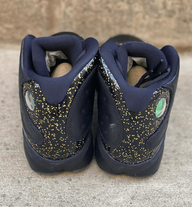 AJ13满天星新款海外曝光 Air Jordan 13 GS “Black Gold” AJ13黑金实战球鞋发售日期 货号：DC9443-007