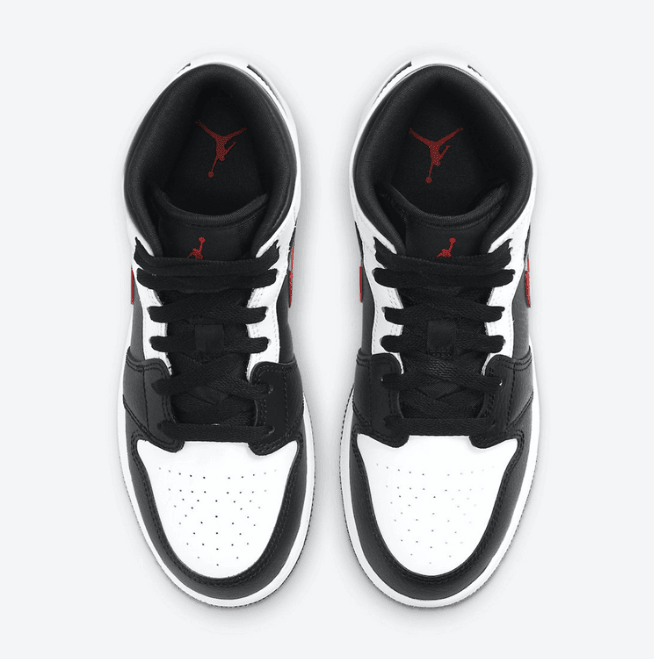 AJ1黑白红中帮全新配色 Air Jordan 1 Mid GS 经典AJ1黑白GS版本 货号：554725-075