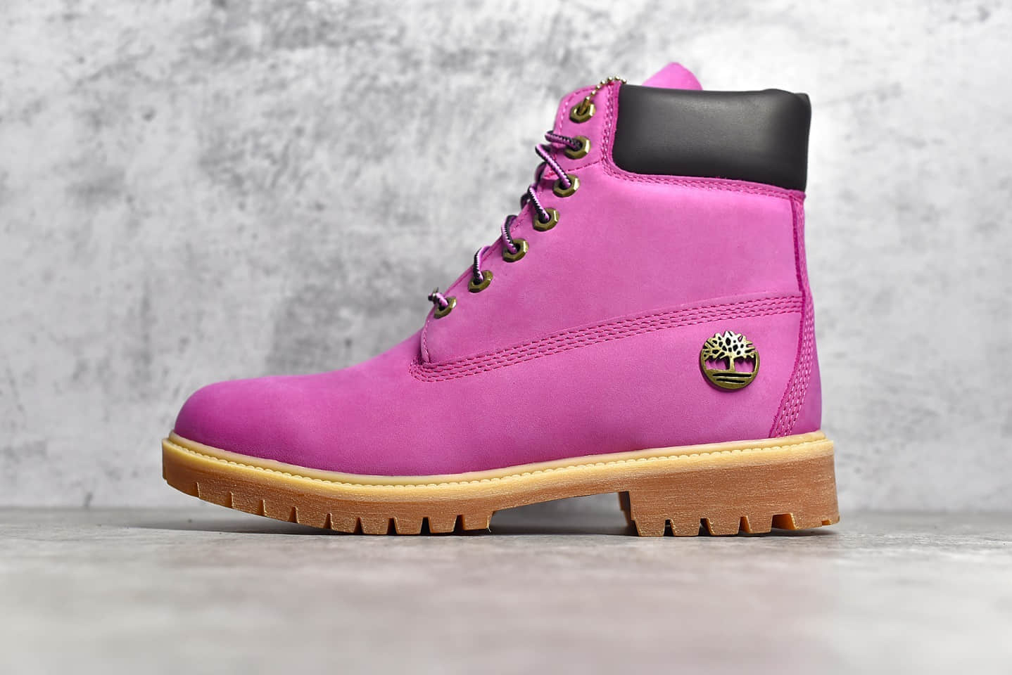 天伯伦乳腺癌联名粉色马丁靴 Timberland 6"Premium Boot X Susan G.Komen 天伯伦添柏岚粉色高帮靴