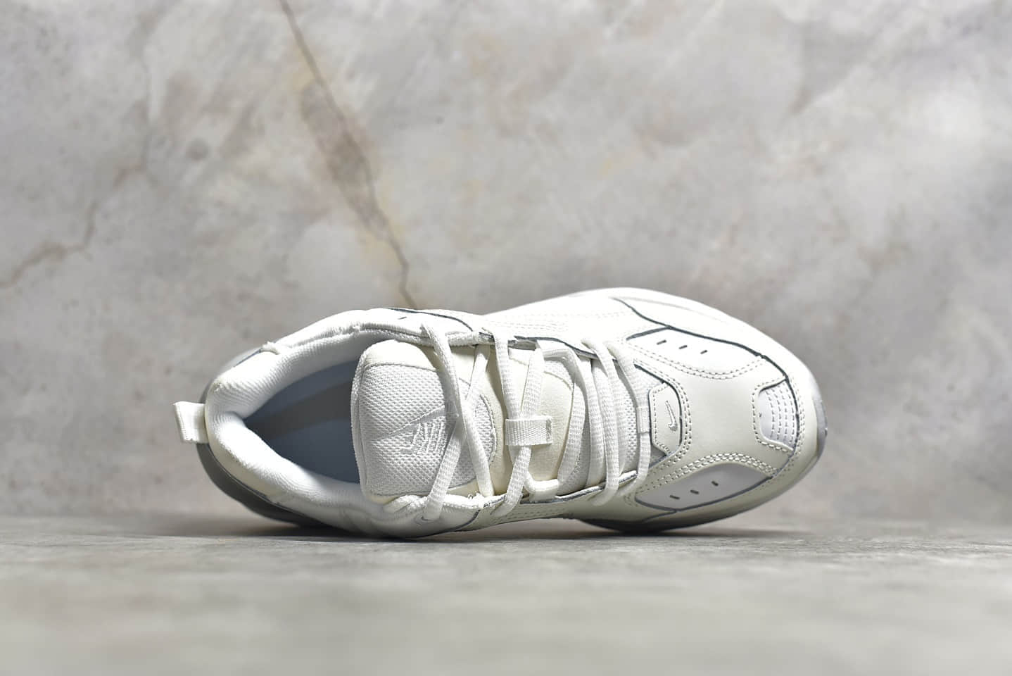 耐克M2K纯白色跑鞋 NIKE M2K Tekno 耐克老爹鞋纯原版本 莆田耐克M2K 货号：AO8108-100-潮流者之家