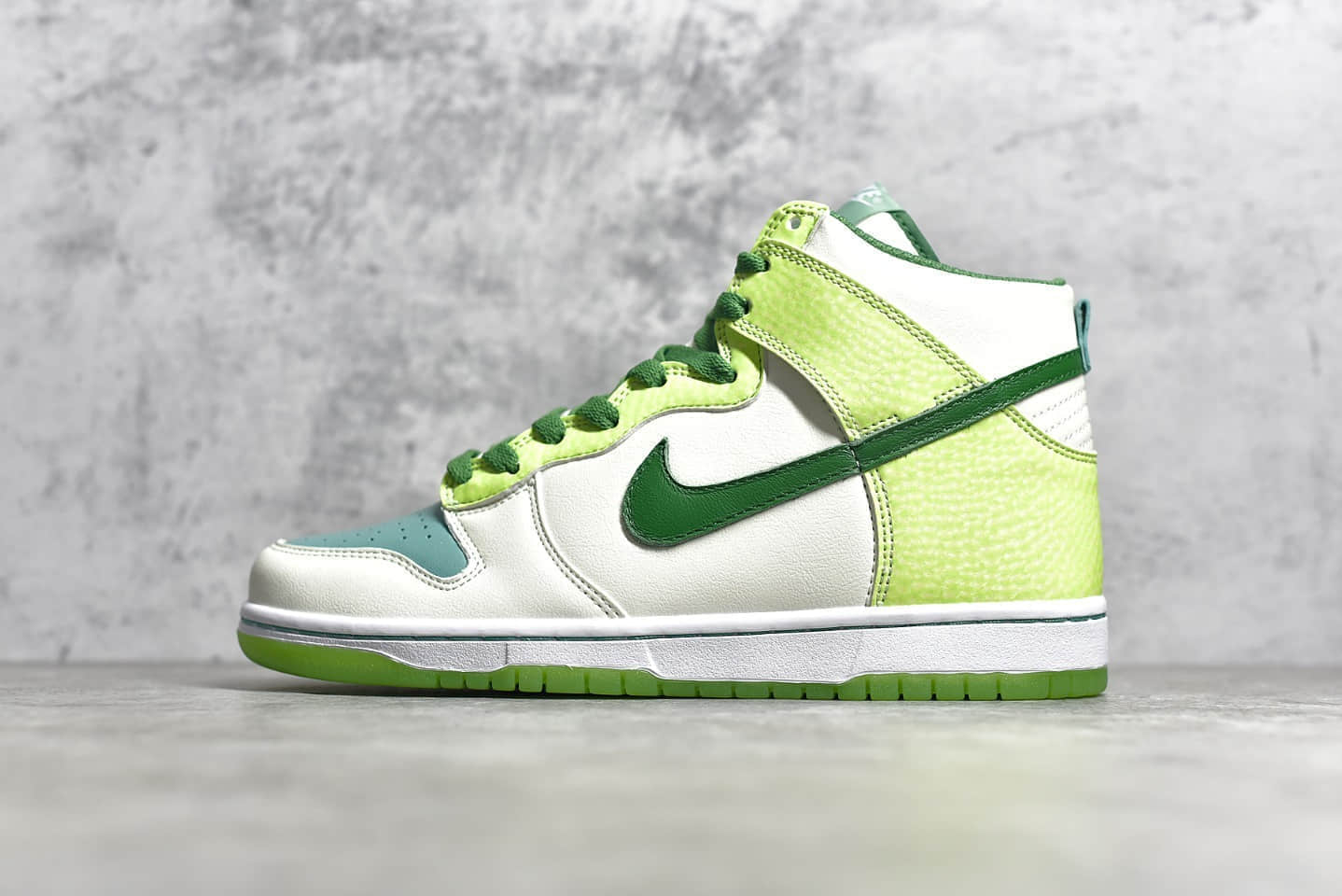 耐克Dunk夜光白绿高帮 NIKE SB Dunk High’Glow lnthe Dark 2’ 耐克夜光高帮板鞋顶级版本