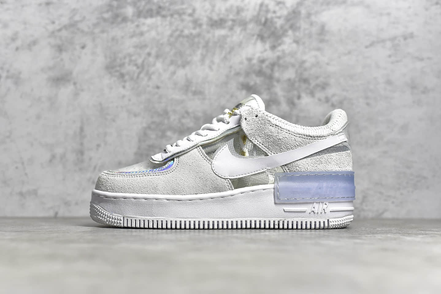 耐克空军马卡龙麂皮帆布皮革拼接 NIKE Air Force 1 Shadow 空军马卡龙镭射 货号：DC5255-043