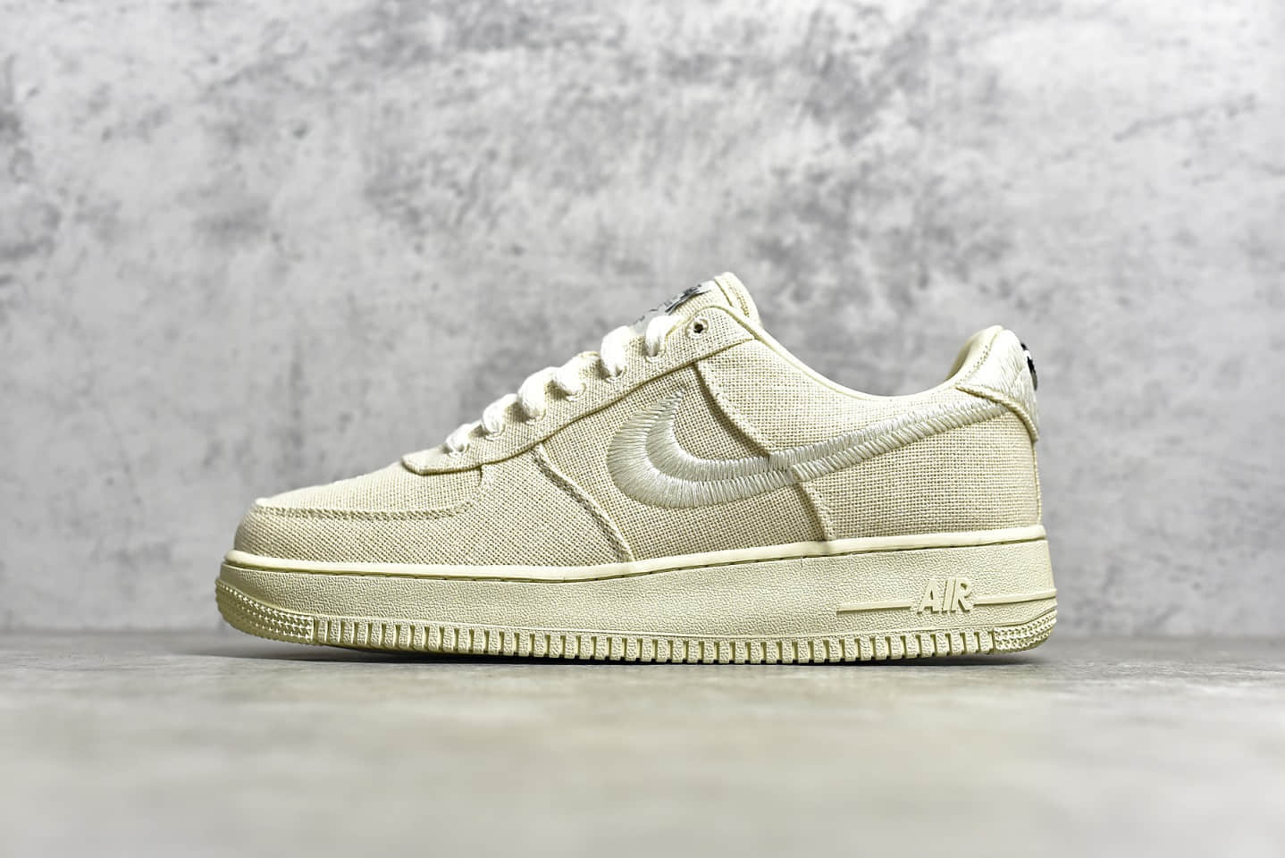 耐克斯图西联名米白色 Stussy x NIKE Air Force 1 Low 耐克斯图西耐克空军棉麻布 货号：CZ9084-200