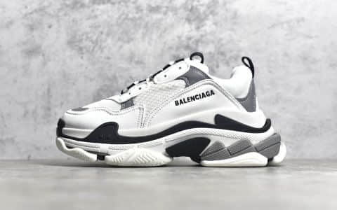 巴黎世家黑白灰一代老爹鞋 Balenciaga Triple S 莆田巴黎世家代工厂货源