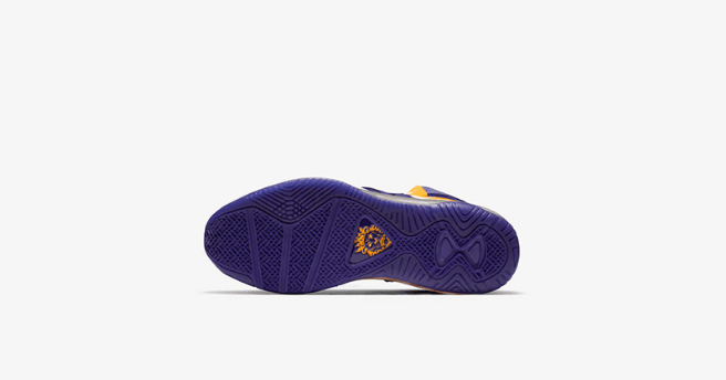 耐克詹姆斯8代湖人配色 Nike LeBron 8 “Purple” 詹姆斯紫金实战球鞋SNKRS上架 货号：DC8380-500