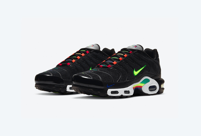 耐克MAX PLUS灯芯绒黑色气垫 Nike Air Max Plus 新配色耐克黑色彩虹复古跑鞋 货号：DA5561-001