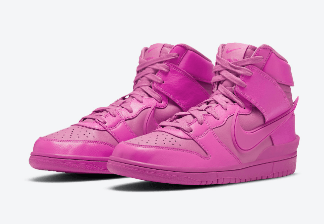 耐克Dunk SB亮粉色高帮联名款 AMBUSH x Nike Dunk High 耐克Dunk SB AMBUSH联名新配色 货号：CU7544-600