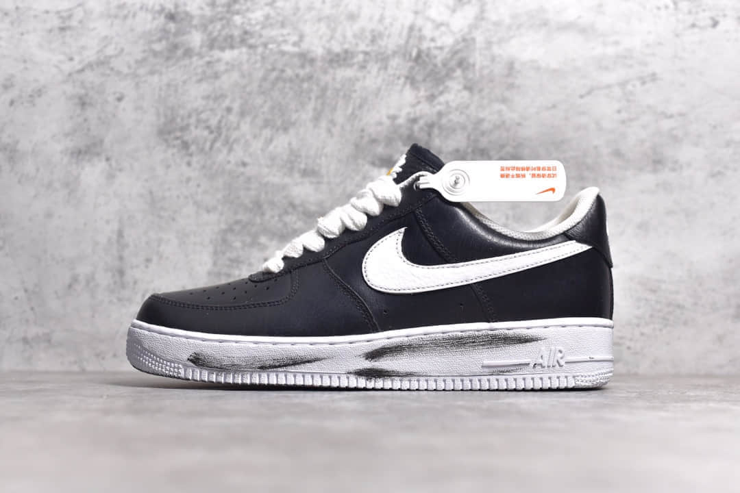 耐克空军权志龙联名小雏菊一代 GD-PEACEMINUSONE x Nike Air Force 1 耐克空军撕撕乐做旧板鞋 货号：AQ3692-001