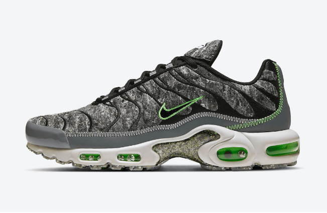 耐克AIR MAX PLUS再生羊毛材料 Nike Air Max Plus Essential “Crater” 全新耐克复古气垫跑鞋 货号：DA9326-001