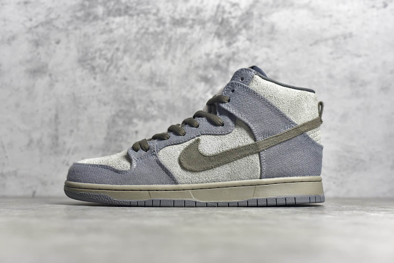 耐克Dunk SB星球大战高帮 NIKE Dunk SB High Premium 耐克Dunk SB灯芯绒高帮 货号：313171-020