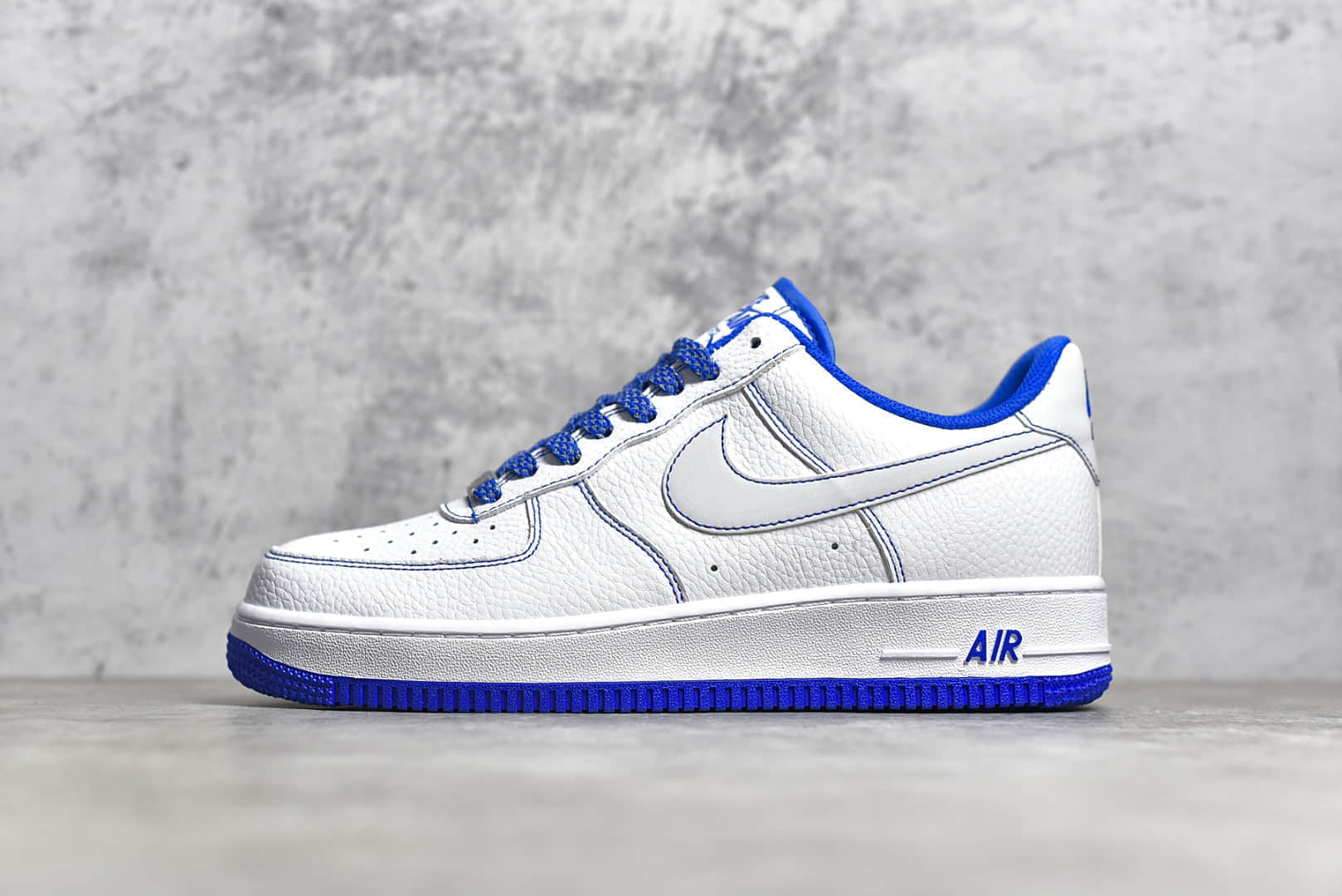 耐克空军纯原版本工厂 NIKE Air Force 1 '07 空军蓝白签字笔 耐克空军外贸渠道版本 货号：CN2896-102