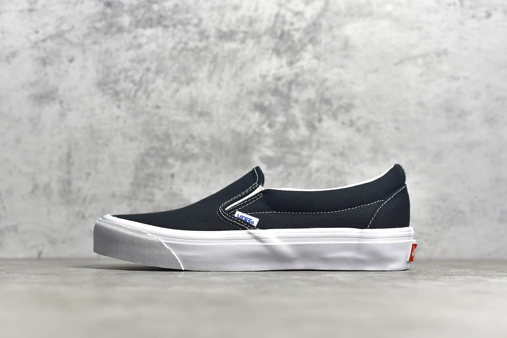 万斯黑色懒人一脚蹬 Vans Slip-On 纯原版本顶级品质万斯货源