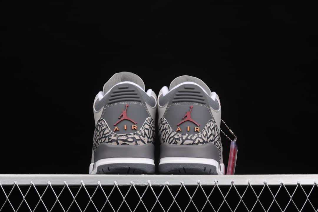 AJ3灰狼纯原版本 Air Jordan 3“Cool Grey” AJ3荔枝皮 AJ3灰色高帮篮球鞋 货号：CT8532-012-潮流者之家