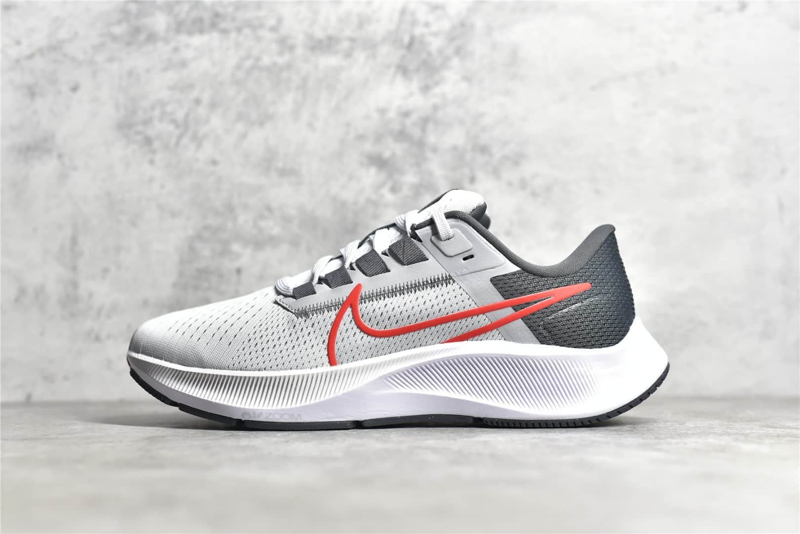 耐克登月38代银色网面透气轻跑鞋 Nike Zoom Pegasus 38 莆田终端耐克登月工厂货源 货号：CW7356-100-潮流者之家