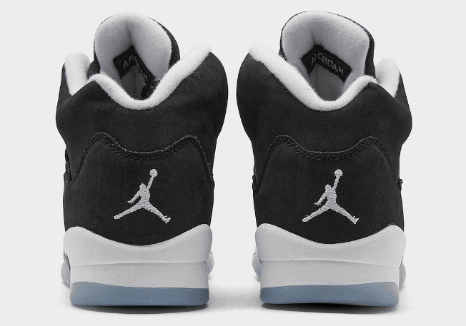 AJ5奥利奥全新配色 Air Jordan 5 “Oreo” 最新实物图AJ5黑白高帮AJ5奥利奥特殊鞋盒 货号：CT4838-011