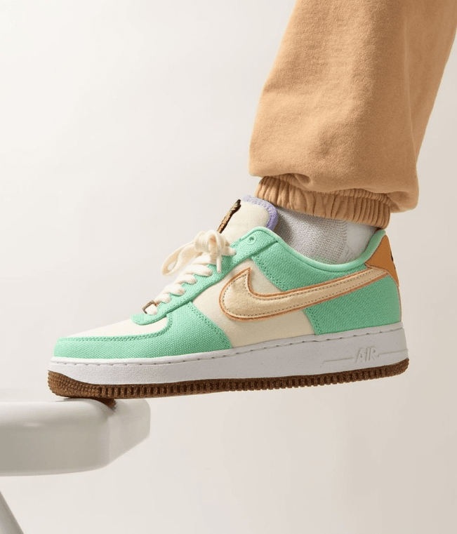 耐克空军菠萝新配色官图 Nike Air Force 1 Low “Happy Pineapple” 耐克空军帆布鞋 空军白绿低帮 货号：CZ0268-300