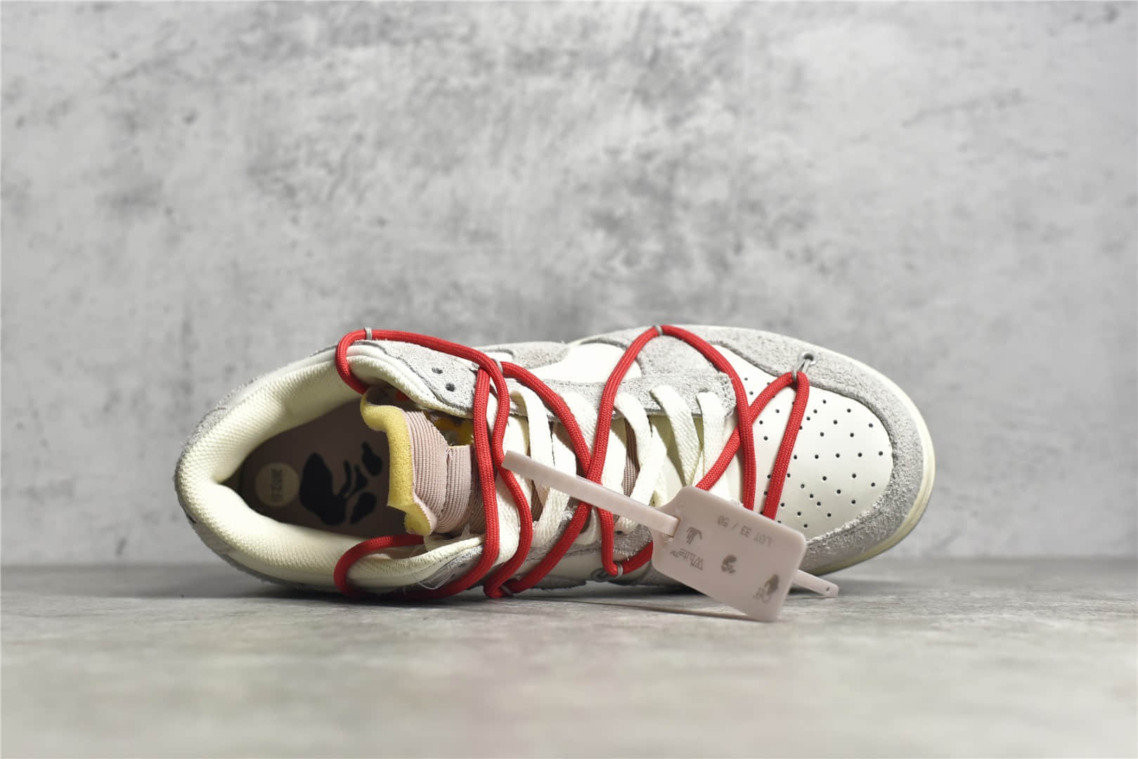 耐克SB Dunk OW联名红鞋带 Off-White™ x Nike SB Dunk Low
