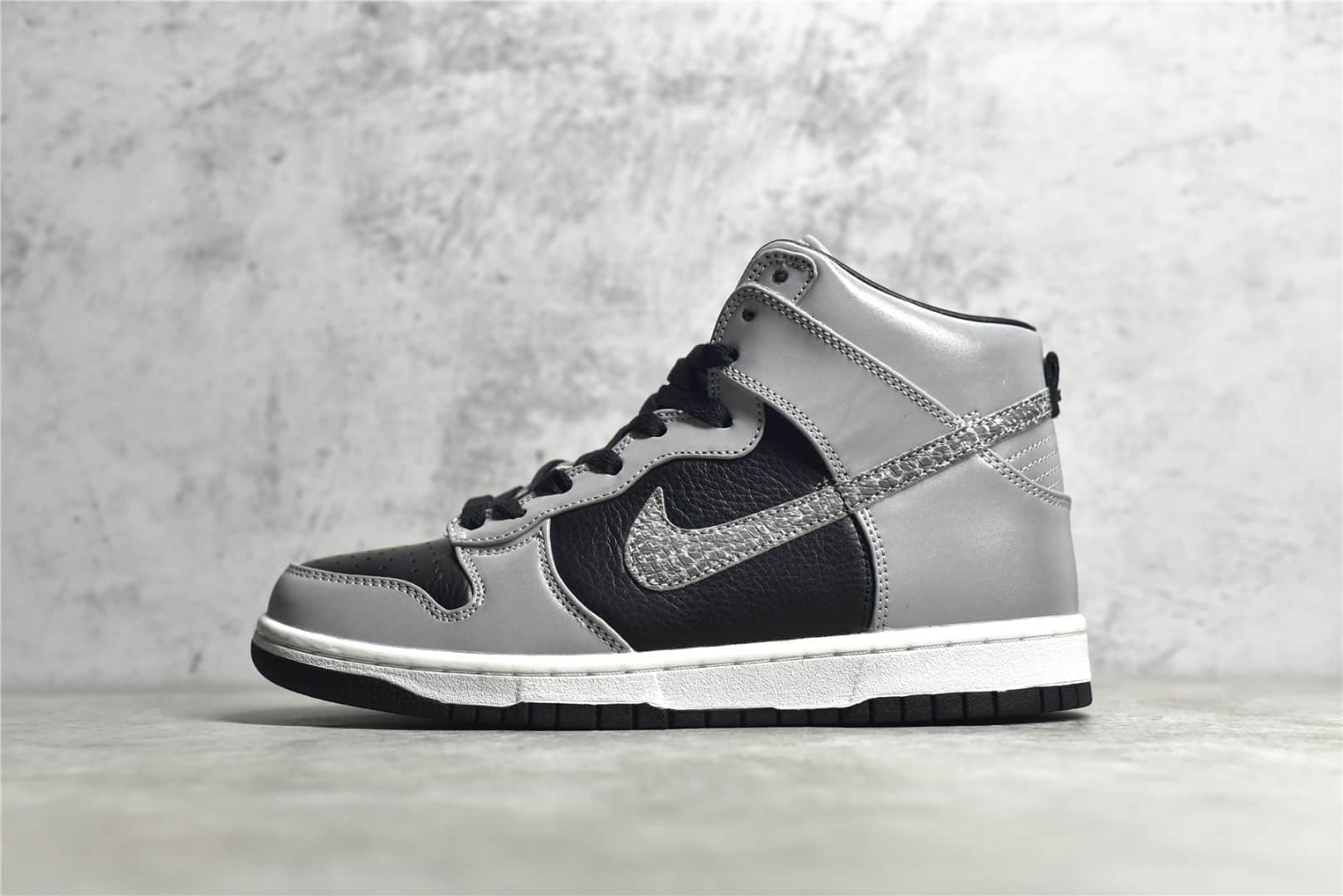 耐克Dunk白蛇黑灰高帮 Nike Dunk Prm Hi Sp 3M 耐克Dunk反光 耐克高帮板鞋 货号：624512-100