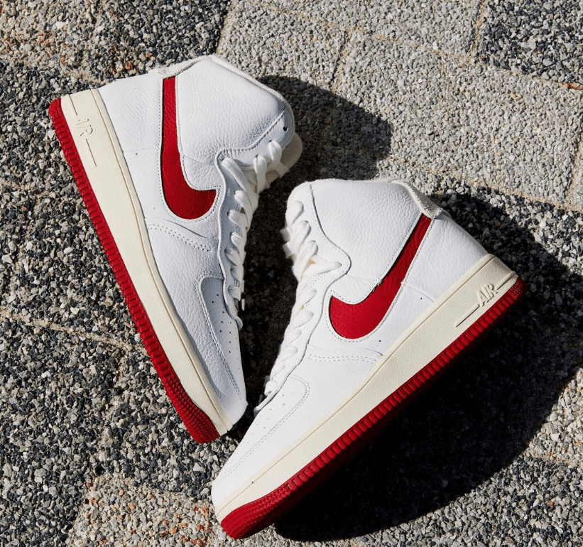 耐克空军高帮白红白灰 Nike Air Force 1 Strapless 耐克空军一号新款 货号：DC3590-100/DC3590-101