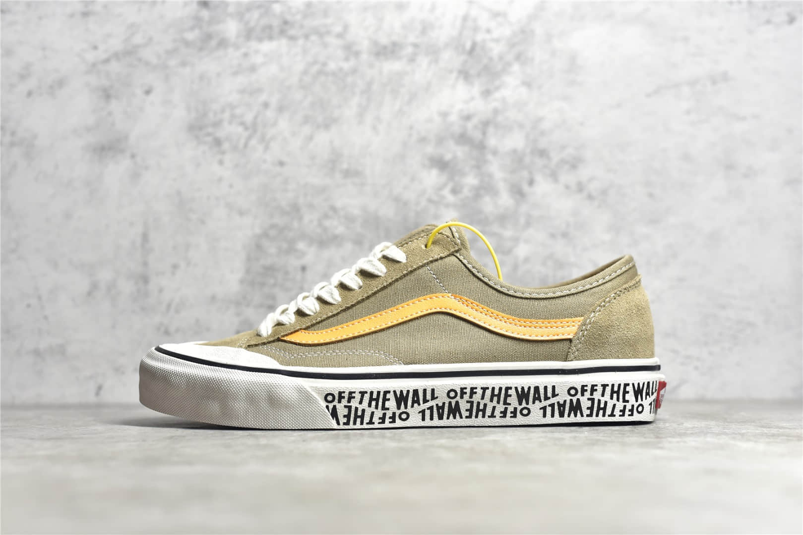 万斯奶茶侧边条纹低帮帆布鞋 Vans Style 36 纯原版本万斯新款 万斯真标硫化 货号：VN0A5HYRA5D