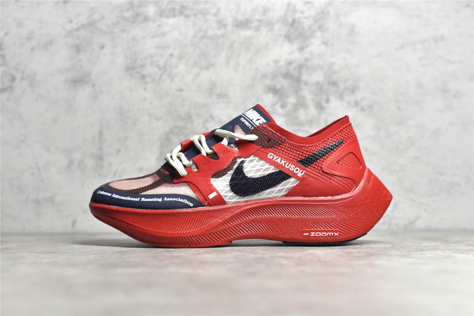 耐克zoom系列红色跑鞋 Nike ZoomX Vaporfly Gyakusou 耐克气垫轻跑鞋 货号：CT4894-600-潮流者之家