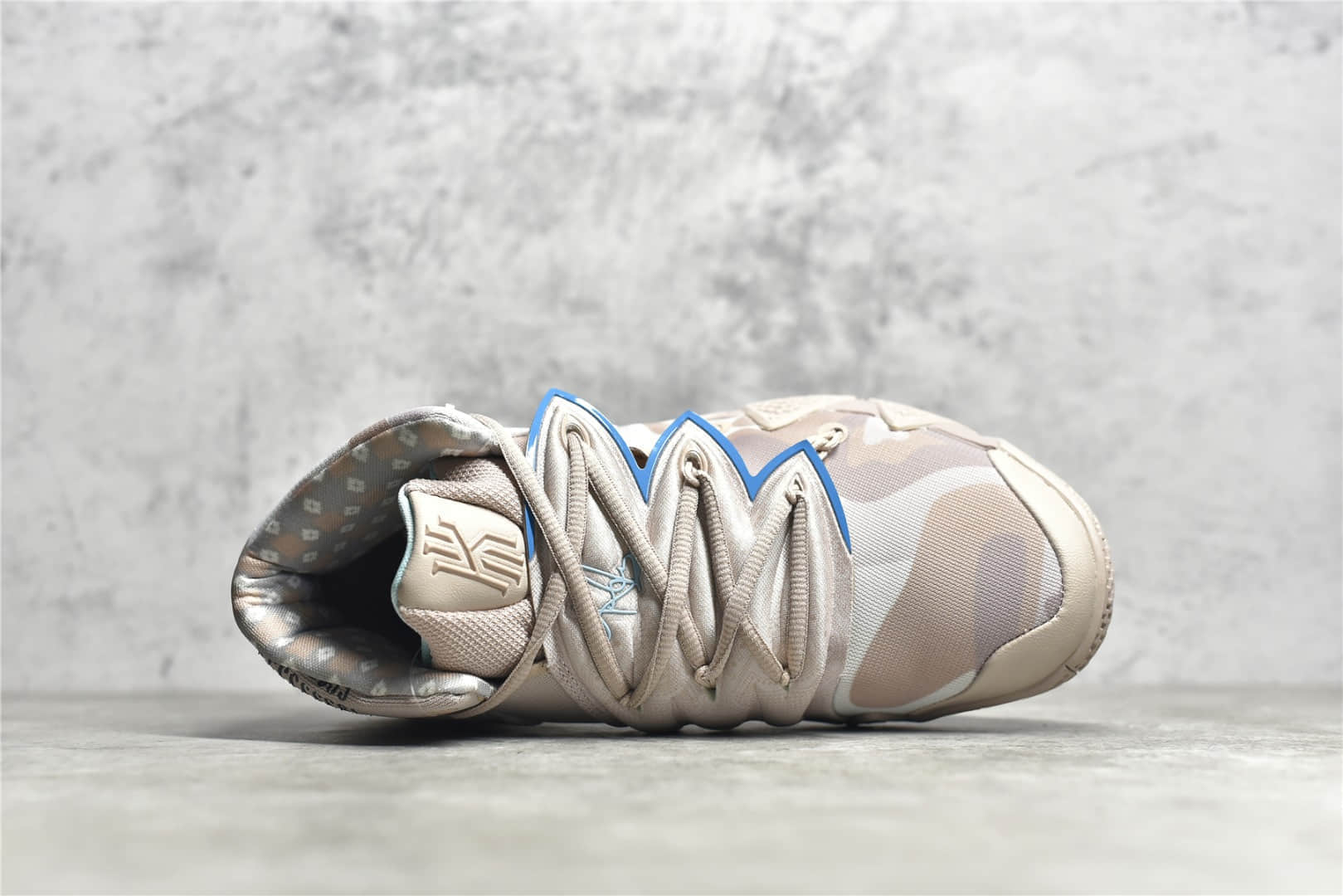 耐克欧文S2三文鱼实战球鞋 Nike KYBRID S2 欧文缓震球鞋 耐克原厂气垫回弹 货号：CT1971-200-潮流者之家