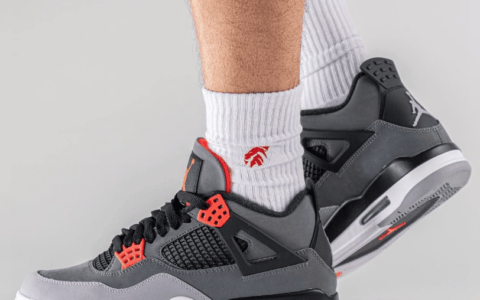 AJ4红外线上脚图 Air Jordan 4 “Infrared” AJ4黑灰篮球鞋 AJ4水泥灰 货号：DH6927-061