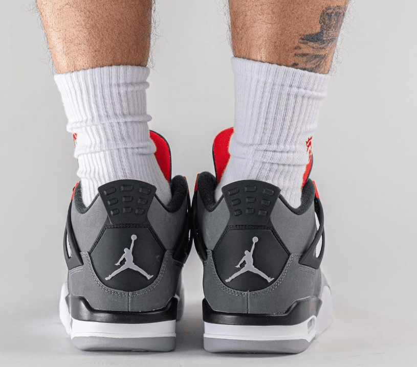 AJ4红外线上脚图 Air Jordan 4 “Infrared” AJ4黑灰篮球鞋 AJ4水泥灰 货号：DH6927-061-潮流者之家