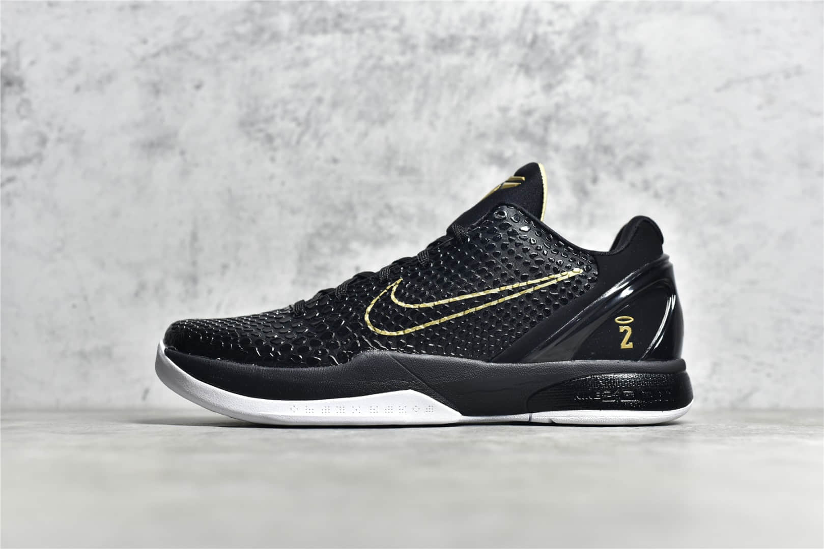 耐克科比6代黑金天使实战球鞋 NIKE KOBE 科比黑色球鞋 耐克真碳缓震球鞋 货号：KB0824-127