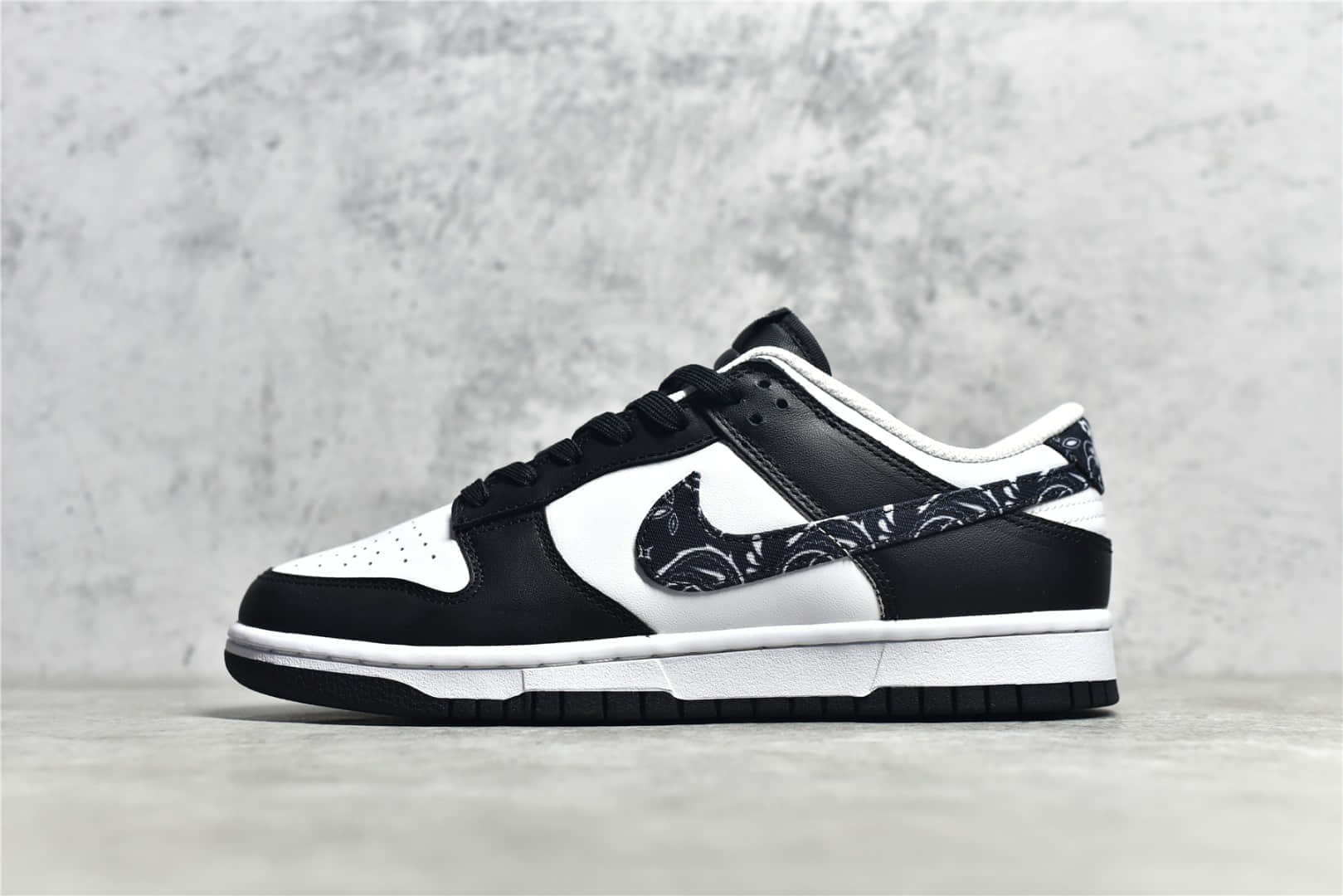 耐克Dunk黑白低帮腰果花 Nike Dunk Low "Black Paisley" 耐克Dunk腰果花复刻 货号：DH4401-100