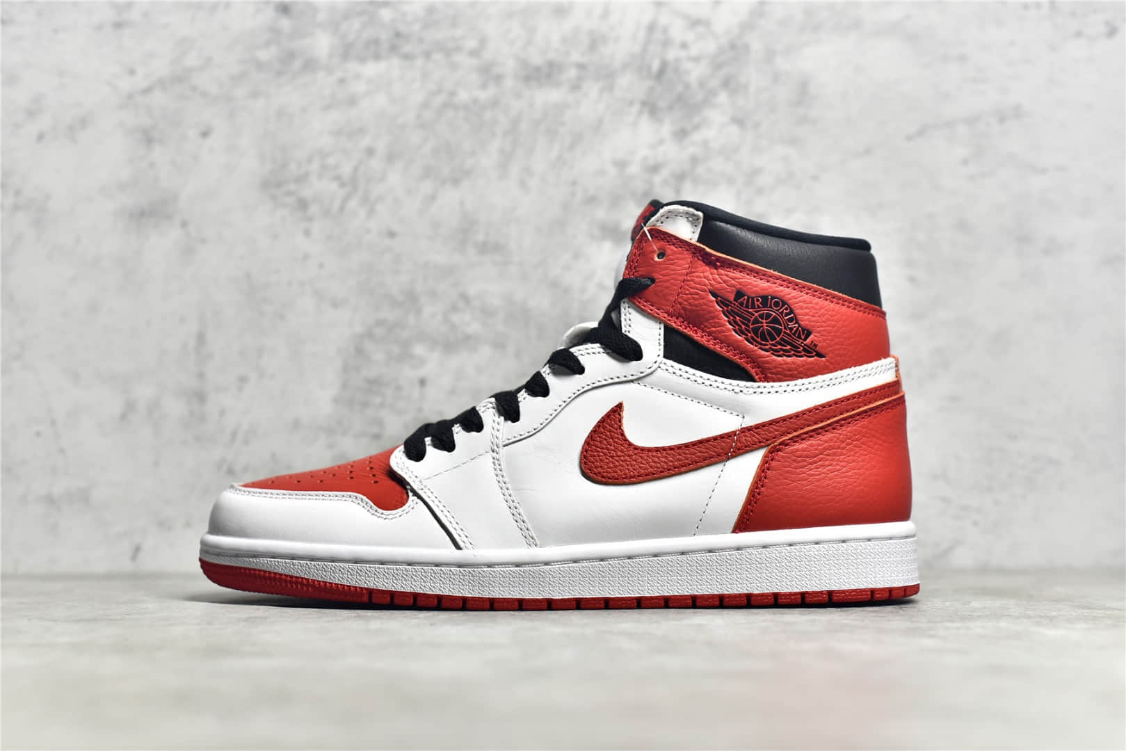 LJR纯原版本AJ1白红高帮 Air Jordan AJ1 Retro 白红 莆田过验鞋子 货号：555088-161