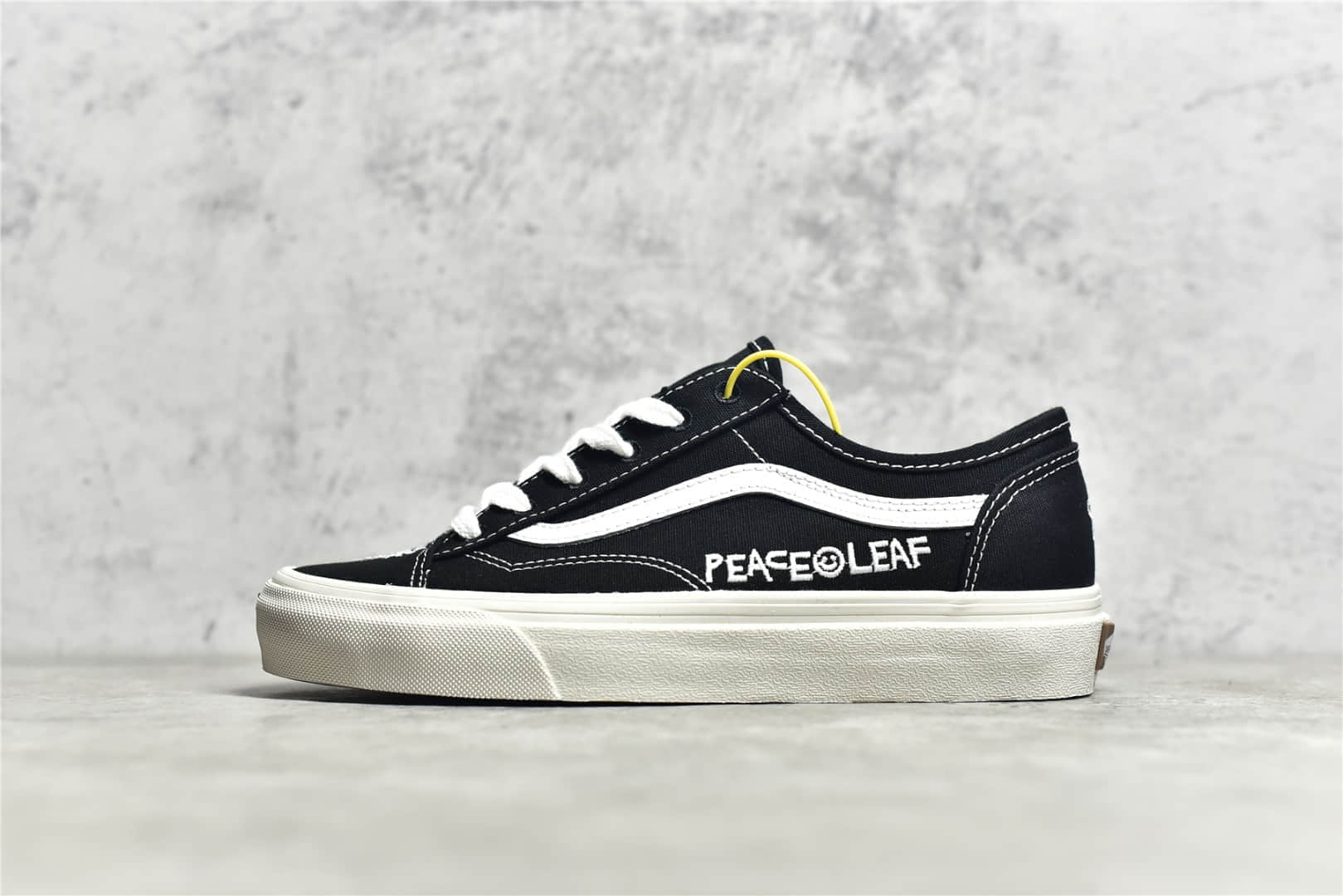 万斯权志龙小头黑色低帮帆布鞋 Vans Old SkoolTapered 莆田纯原鞋万斯真标硫化 货号:VNOA54F41KP