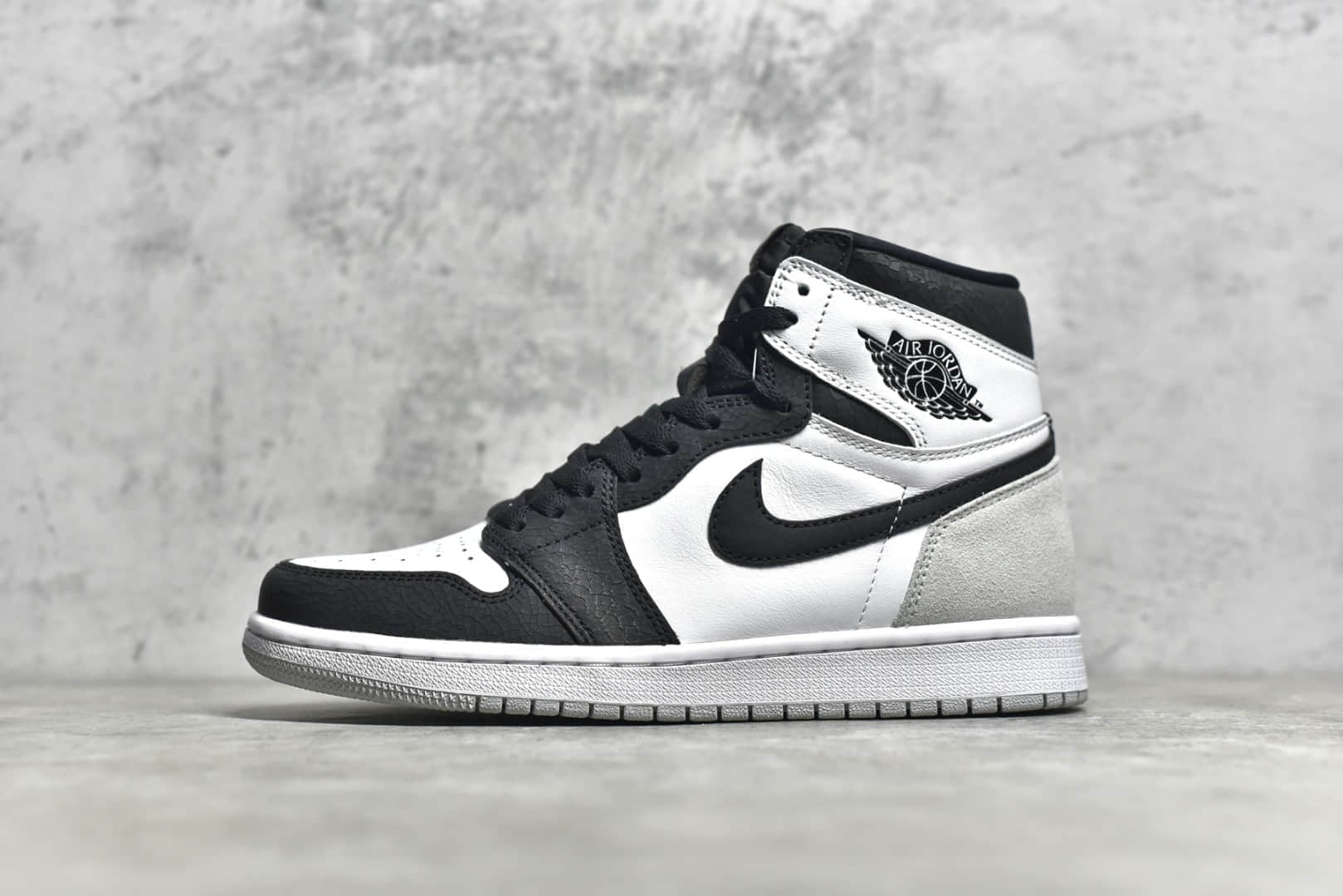 AJ1黑灰脚趾高帮LJR纯原版本 Air Jordan 1 " Stage Haze" AJ1黑灰高帮 货号：555088-108