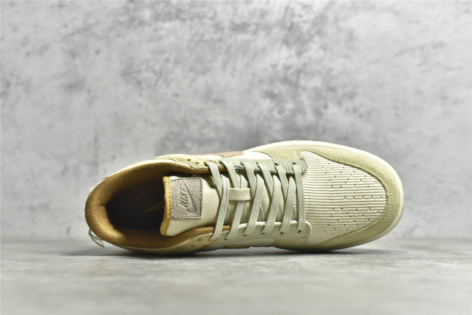 耐克Dunk灯芯绒粉色低帮 Nike Dunk Low Bright Side 耐克滑板鞋新款 货号：DQ5076-121-潮流者之家