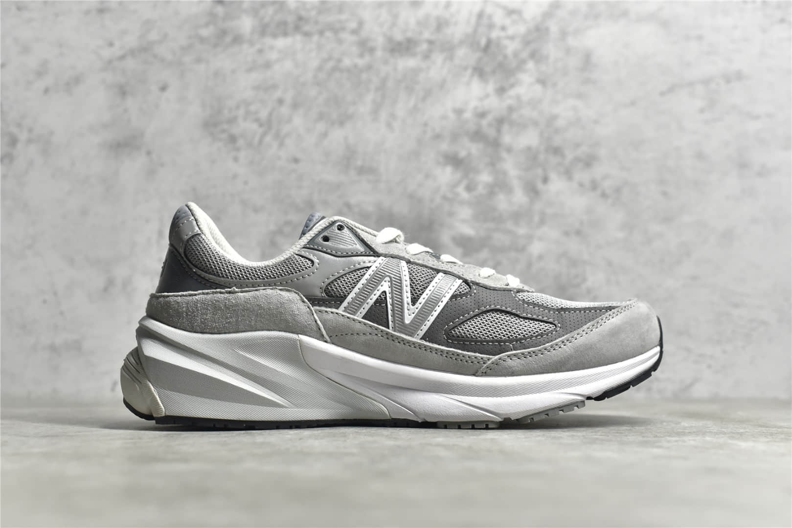 新百伦990灰色复古跑鞋 New Balance 990系列 NB990总统跑鞋 美产复古休闲跑步鞋 货号：M990GL6-潮流者之家