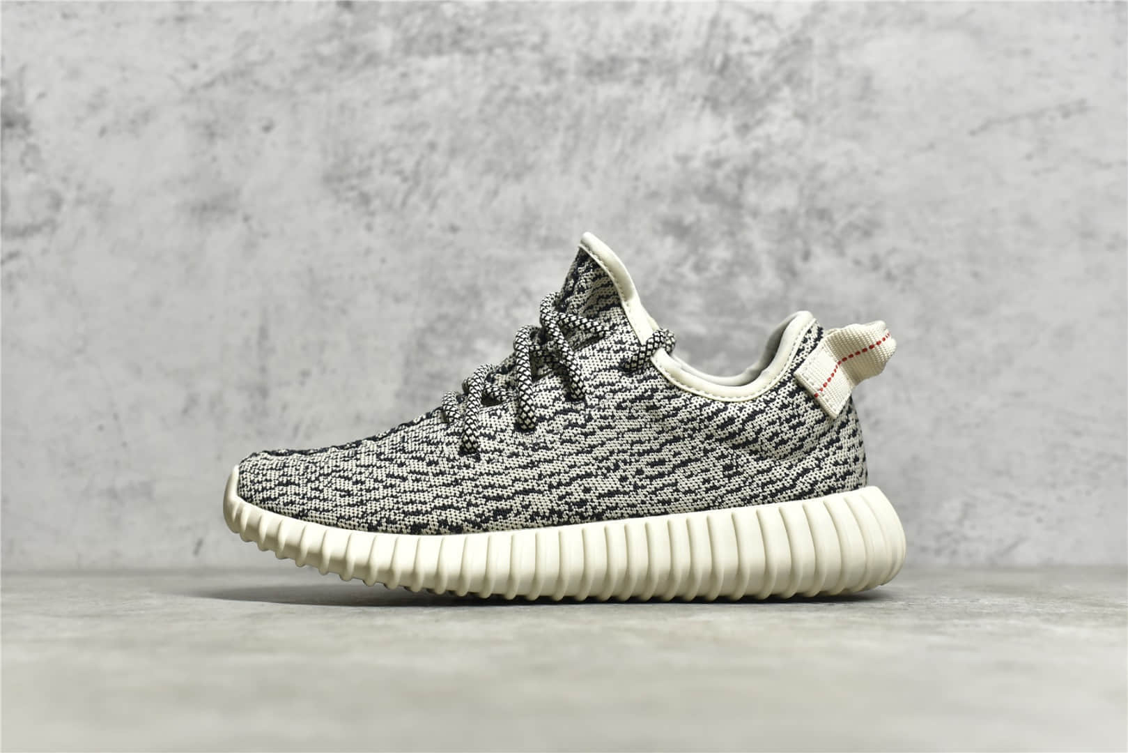 阿迪达斯椰子350初代灰色 Yeezy Boost 350 德国进口巴斯夫 莆田椰子纯原复刻 货号：AQ4832