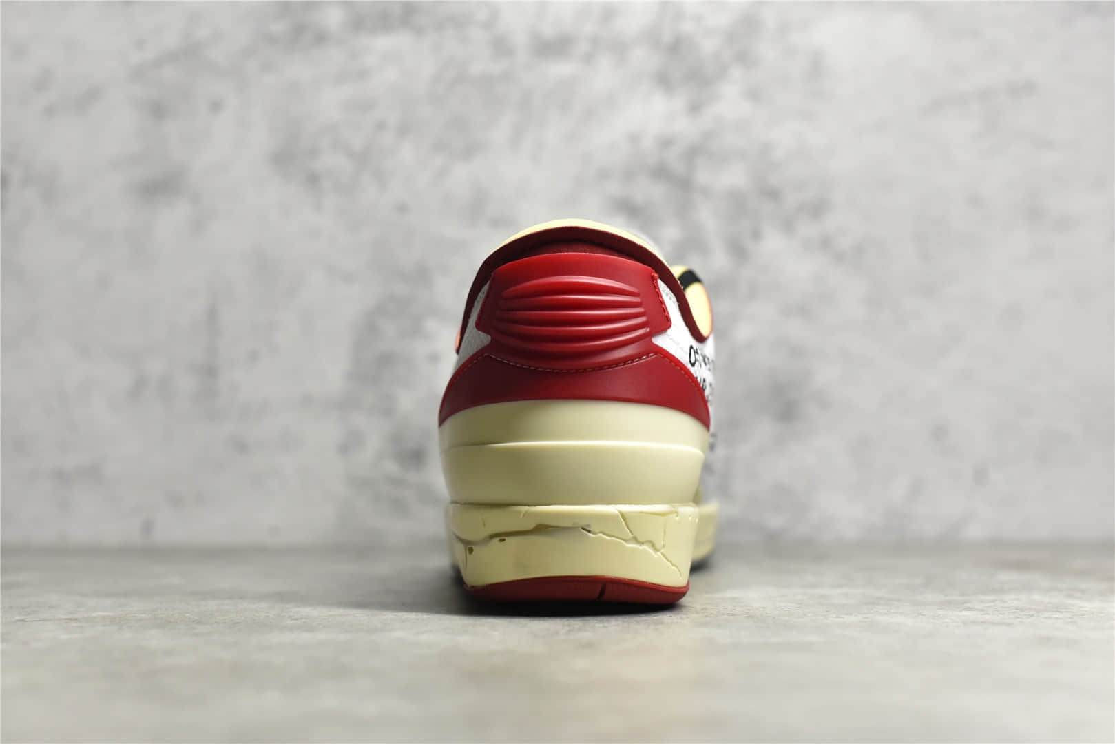 AJ2白红低帮球鞋 Air Jordan 2 Retro 原厂AJ2正品复刻 AJ2莆田工厂货源 货号：DJ4375-106-潮流者之家